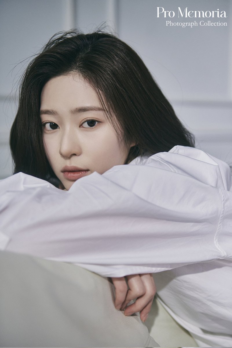 picsofminju's tweet image. GODDESS
#IZONE #MINJU