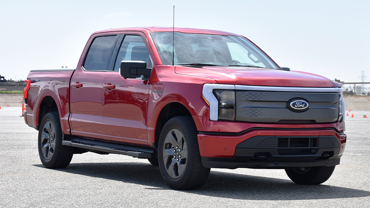 evonwheel's tweet photo. Ford has received 200,000 reservations for its upcoming F-150 lightning electric pickup truck #electricmobility #ElectricTruck #EVNews #F150Lightning #FordMotor #Pickuptruck #EVonWheel

https://t.co/ukzgXy6qid https://t.co/c9ODJKKyeK
