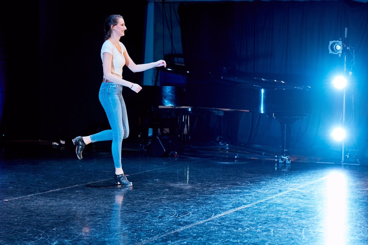 kjsdance's tweet photo. “Calming” 
📸 @mauricegunning  
#tusnua #phd #performance #irishdance #dancer #choreographer #performer #artspractice #dancephotography #thecalmandthestorm 
@IWorldAcademy @StudyArtsUL @ResearchArtsUL @DanceIreland @UL @IWATrad @OrfhlaithNi https://t.co/ynXaysG6KZ
