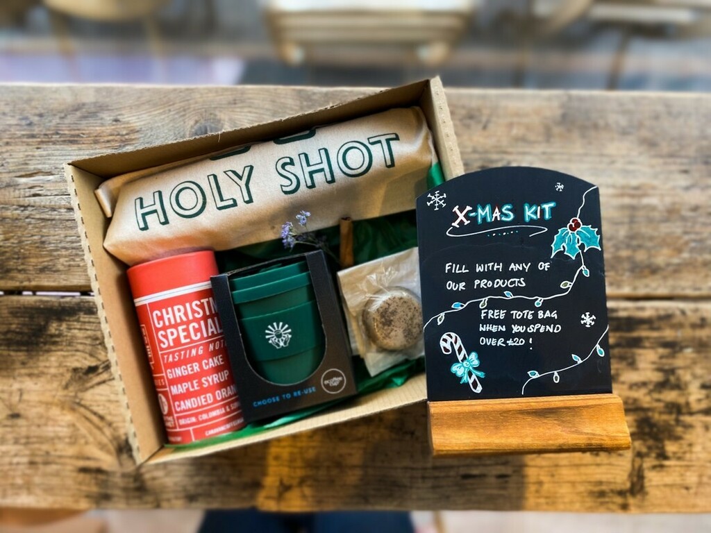 holyshotcoffee's tweet photo. The Holy Shot Christmas Hamper ✨

Stuck on what to buy that one coffee-obsessed loved one for Christmas? Be stuck no more; we have the perfect thing!

Our versatile Christmas Hamper can be filled with any products from our range or retail products. From beans, to reusable cu… https://t.co/MpYr77szCm