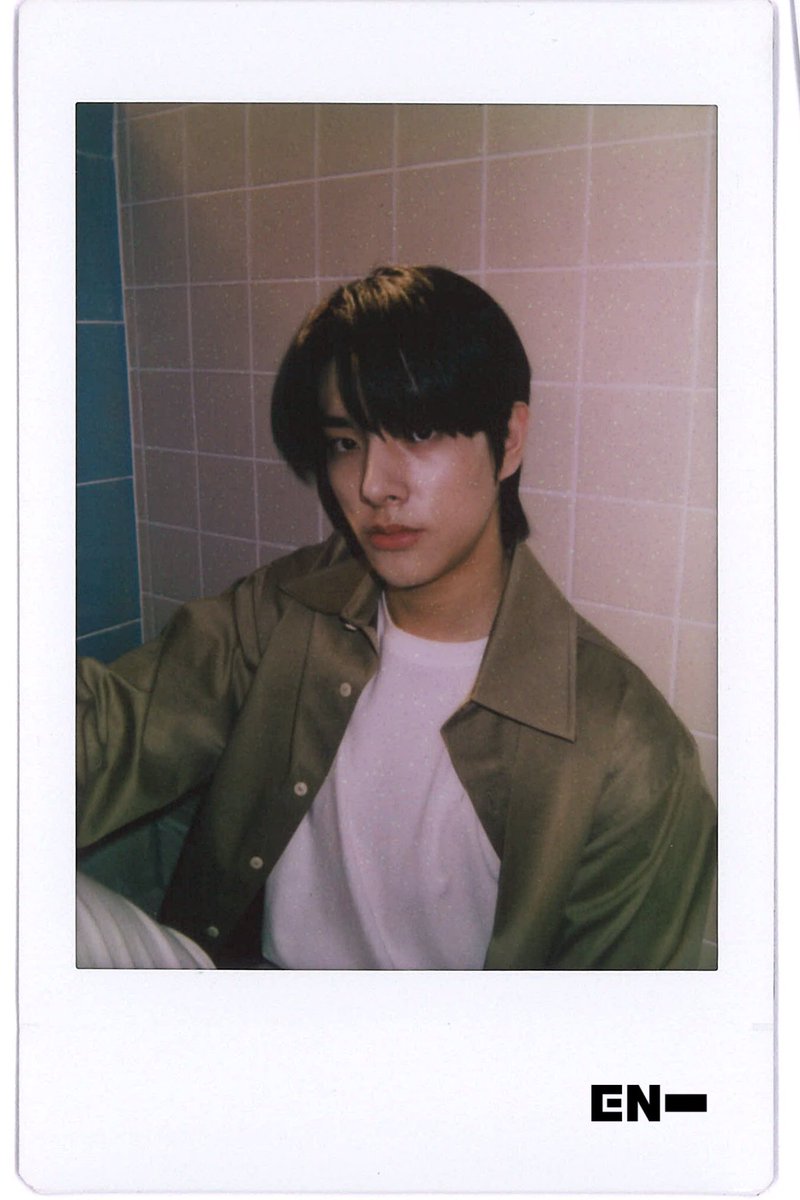 sjyIuv's tweet photo. hello my love 🥺🤍 https://t.co/aKHeez1Tde