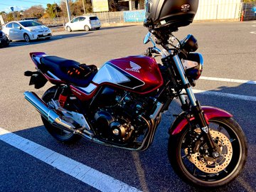 東海オンエアてつやがバイクを納車 Cb400sf21最新モデルは欠点がないことが欠点という神バイクだった Appbank