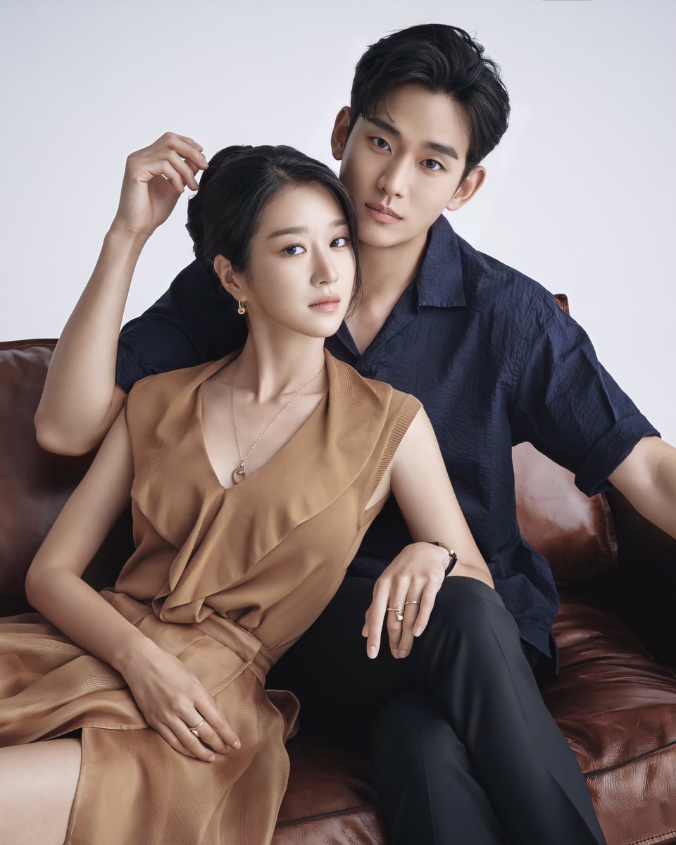 hourlykcouples's tweet image. 