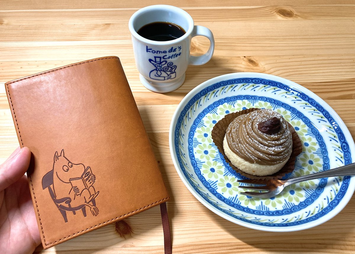 fork_book's tweet photo. 本が読めないときにやるのは読むべき本のリスト化や他人と読書量を比べることなんかじゃなく、少しでも元気になっておくこと。

読書欲が帰ってきたときのために、読書できる気力や体力をコツコツと蓄えておきましょう。 https://t.co/IH18iJjNcr