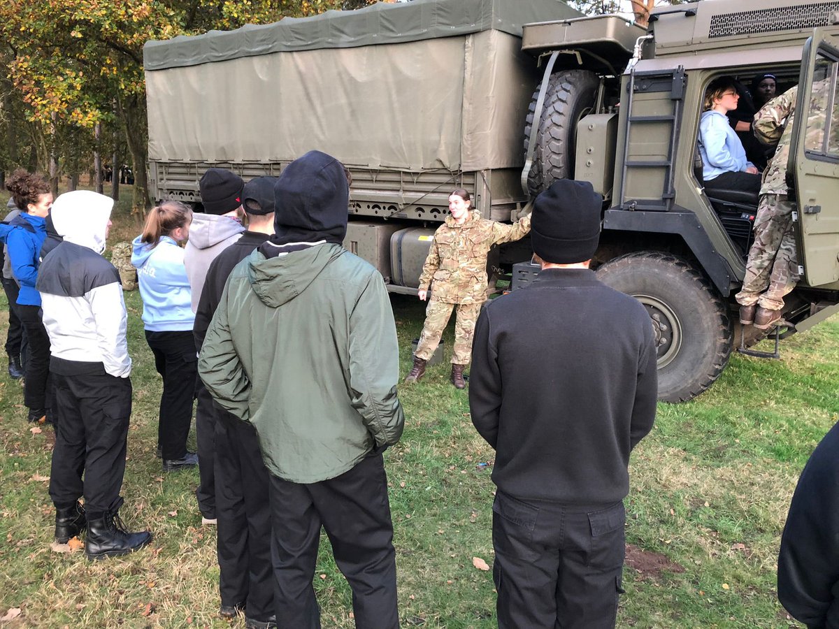 east_mids_rfca's tweet photo. 130 students from @Lborocollege Public Services Course spent a week with Reservists from @203Squadron to get an insight into the #ArmyReserves.  

Students even practised a casualty evacuation featuring G-ZZLE, a former Army Air Corp Gazelle AH1 helicopter! @158RegimentRLC https://t.co/rZMccCu3Rr
