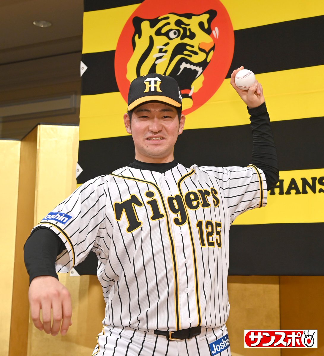 sanspo_tigers's tweet photo. ２０２２年度の新人選手入団発表会の様子から。
#岡留英貴　#豊田寛　#中川勇斗　#伊藤稜
(撮影・水島啓輔) https://t.co/xrbWEjC2Yz