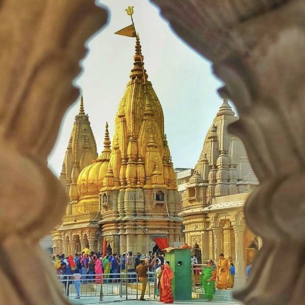 aaradhya_anu's tweet photo. Kashi Vishwanath #KashiVishwanathDham #KashiVishwanath #ModiHaiToMumkinHai #NarendraModi #HarHarMahadevॐ https://t.co/A3Ix7OBdip