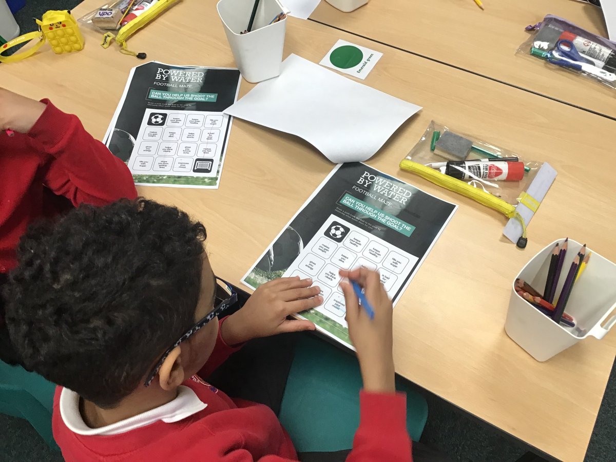 MFCFoundation's tweet photo. #MFCFoundationMiddayMessage 
The work we've been doing with @AbingdonPri highlights the importance of hydration. Its not just something to think about in the summer, its every single day and for everyone.

#PoweredByWater with @NorthumbrianH2O https://t.co/1DMvDGsog1