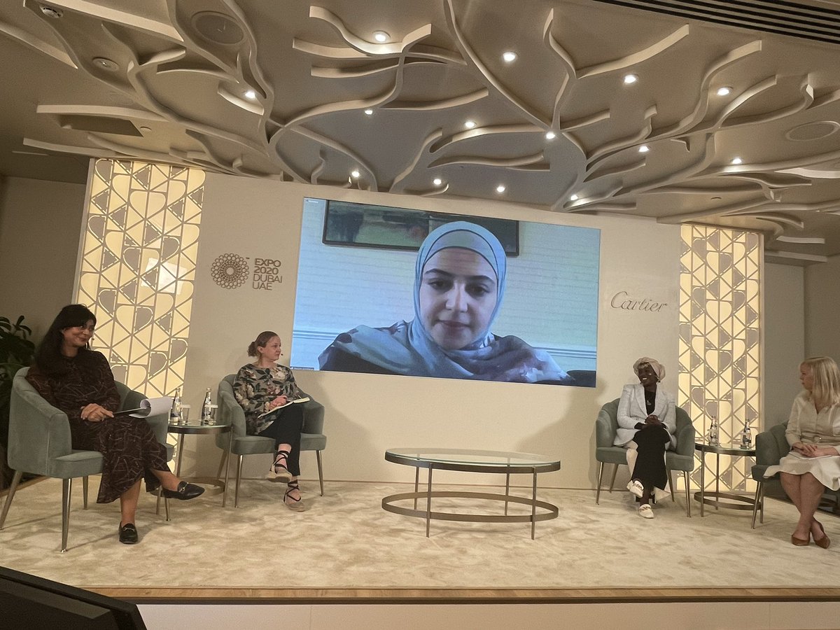 GSF_talks's tweet photo. @AashtiZaidiHai @muzoonrakan1 @EmiThePoet #RebeccaTelford discussing the challenges of the quality of education for girls’ education in emergencies - girls don’t just need to survive, they need to thrive https://t.co/9FkTDXEu2E