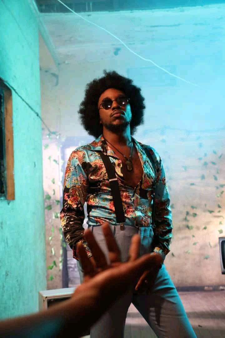 Zulanda8's tweet photo. How i see the #JanziAwards21 and the organizers kale mujooga 

Wama we have a new song  Go watch it and let me know whatchu think 
https://t.co/tTROpcSkBf https://t.co/mps4RTQXri