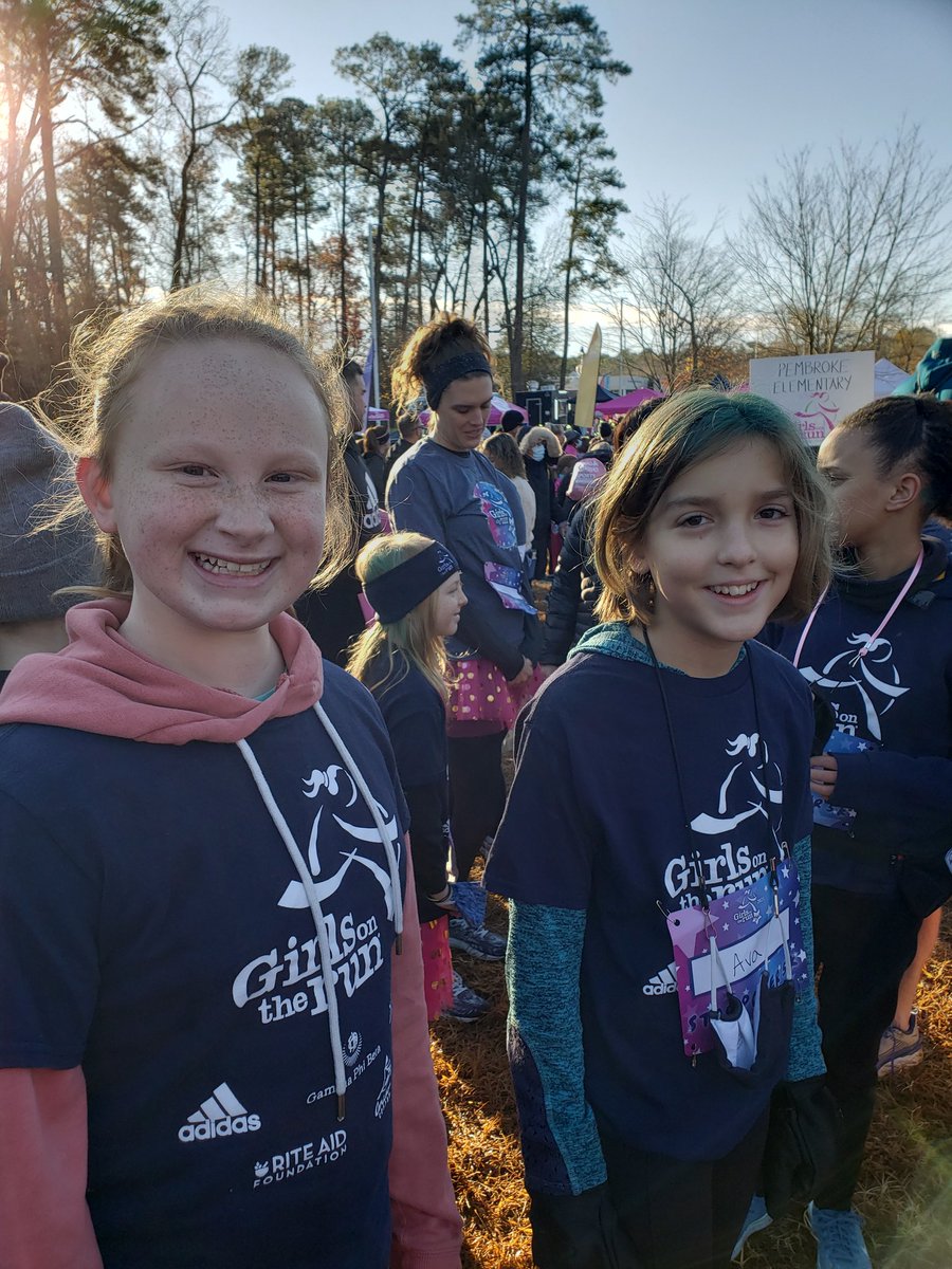 Carly Scheuer tweet media