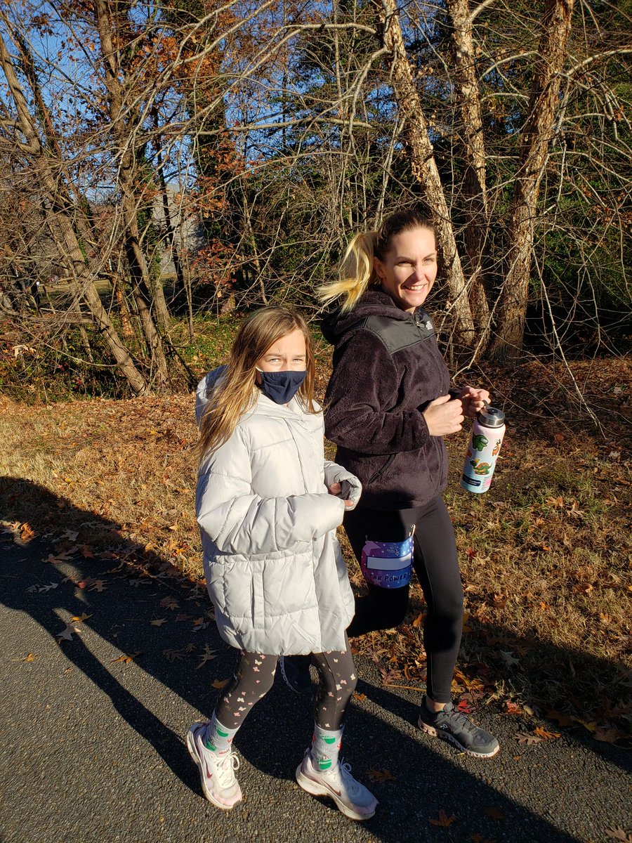 Carly Scheuer tweet media