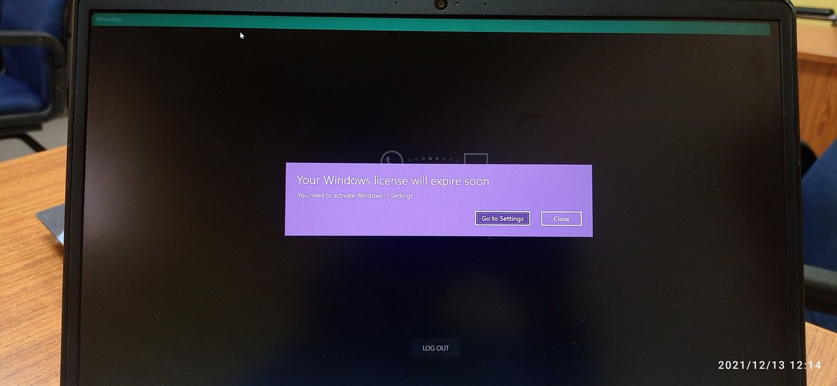 pkiocl's tweet photo. @Windows @Microsoft @MicrosoftHelps @MicrosoftIndia 

I had a genuine version of Windows 10 Home, pre-installed on my dell laptop. Recently upgraded to Windows 11 Home. Now it is irritating with message attached below. What a rubbish this is? Fix it immediately. https://t.co/9ScnHwKoNa
