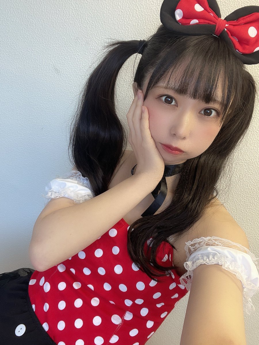 m0632i's tweet photo. 🌙12/15(水) THAT's　So Presents水曜コレクション！Episode.7

会場：四谷LOTUS
時間：開場16:30 開演17:00
料金：前売り￥2500 当日￥3000（１ドリンク別途）

🎤17:45～18:00 🎁18:15～19:05
予約は@_nurserys のDMへお願いします🎶 https://t.co/0z5sh17Zyi