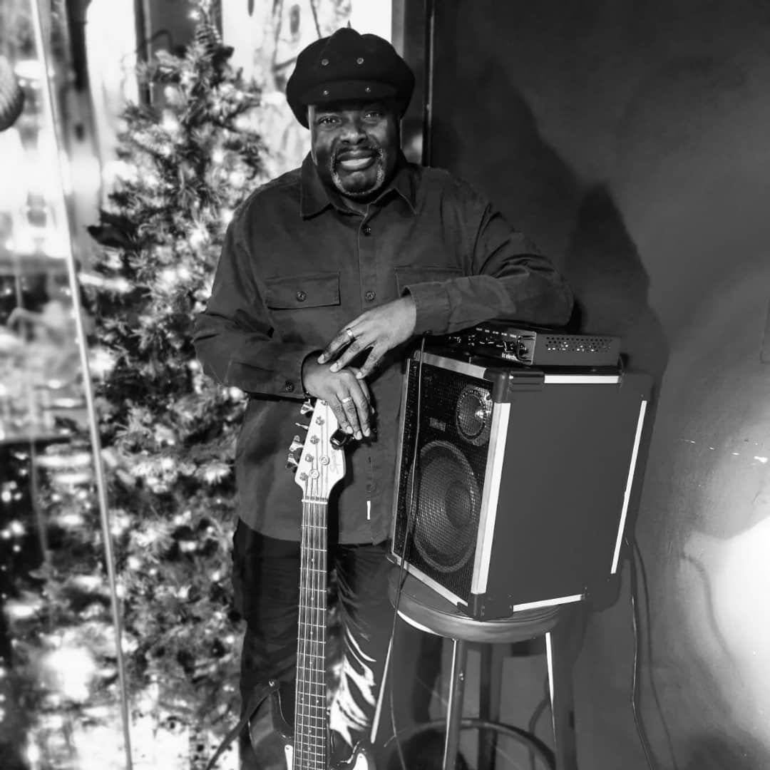 ronhector2's tweet photo. Had a great time playing at artis in blackheath with my good friends tjoe and Dominic https://t.co/gfMEBEIx40