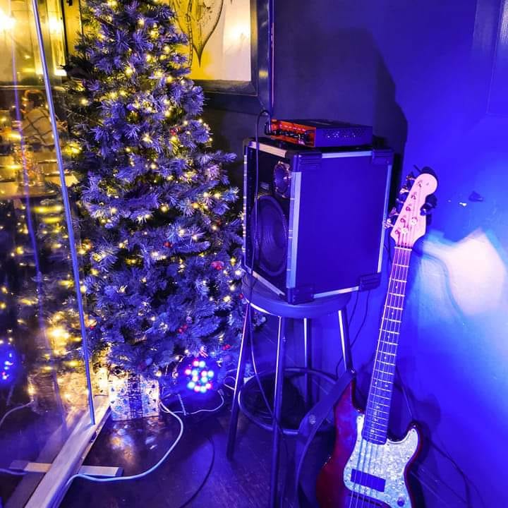ronhector2's tweet photo. Had a great time playing at artis in blackheath with my good friends tjoe and Dominic https://t.co/gfMEBEIx40
