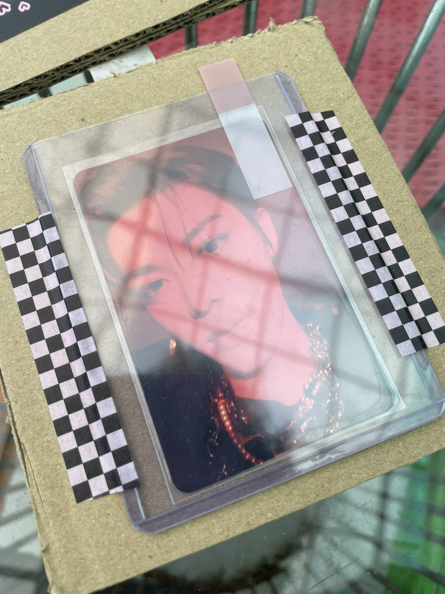 bluuyuuji's tweet photo. ꒰ #sonethanks ꒱ 

yuta ncit arrived a few days ago! bought this for my friend, so tysm @ivewtb for the smooth transaction ♥️ :> https://t.co/GQUJlDB9A1