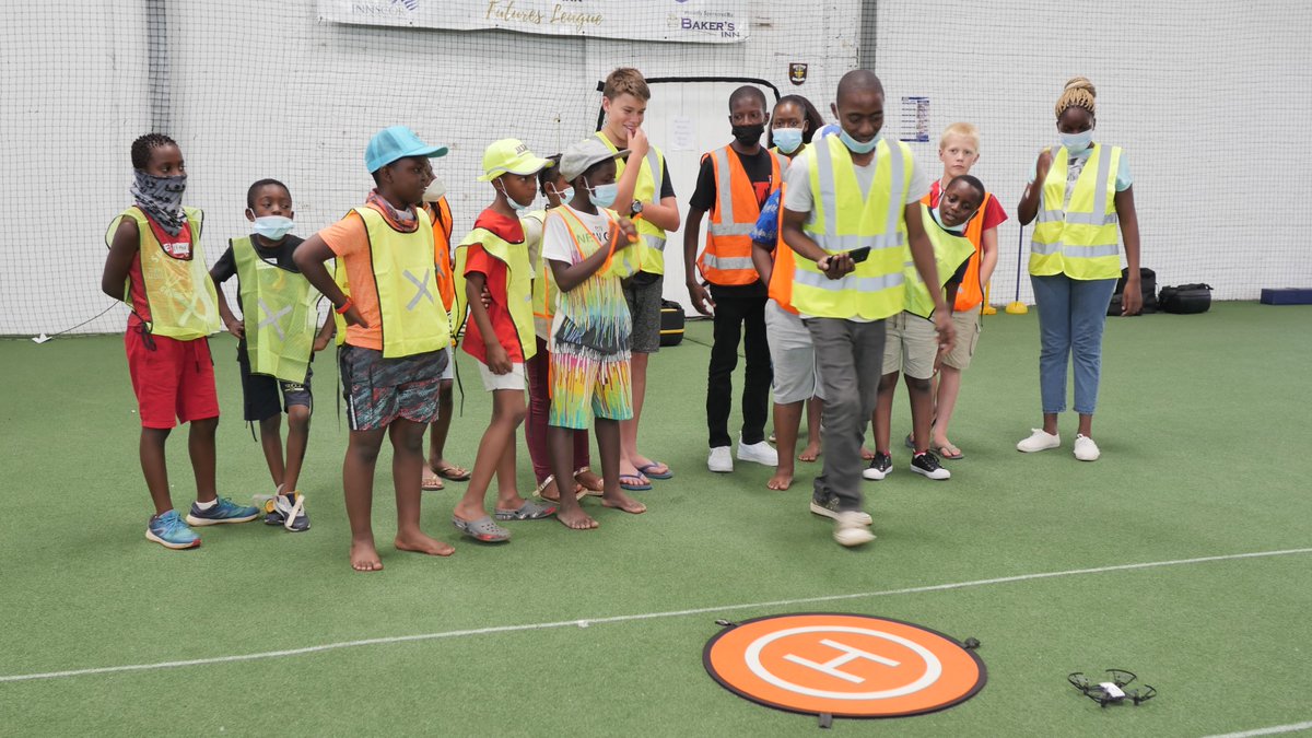 Zimflyinglabs's tweet photo. We had a great weekend! 

Drone Camp was a FUN-filled experience for all the young learners who joined us. They learnt so much!

Next camp is coming up this Sat 19th Dec. Make sure your children/students join us.

Supported by @PrecisionUAV 

#Drones
#STEM 
#education
#STEMEd https://t.co/T4opm1YgUH