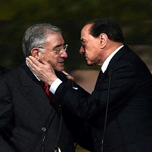 Miziok67's tweet photo. La minaccia di Berlusconi al #Quirinale sa tanto di trattativa stato-mafia tutt'altro che conclusa.

#noquirisilvio

@Palazzo_Chigi @Viminale @_Carabinieri_ @difesa #Patriota @Mov5Stelle @pdnetwork @GiuseppeConteIT #stragi93 https://t.co/6gZ750p279