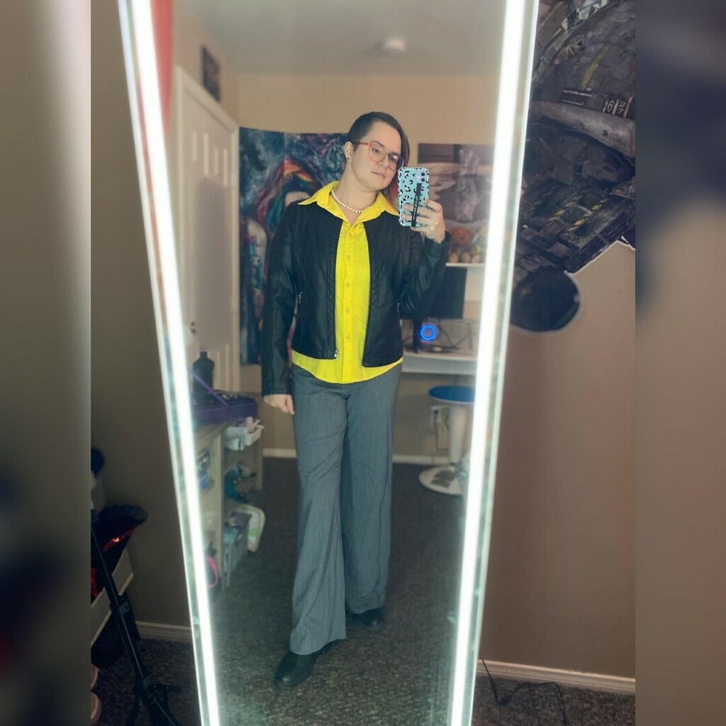 NikitaSpoke's tweet photo. I’m trying on outfits for a final presentation tomorrow. I want to look both #professional and #queer. 

What do you think? 

#mystyle  #portraitmode #authorsofinstagram #aslstudents https://t.co/AxKzQx0yi1 https://t.co/cF8KfVkO8n