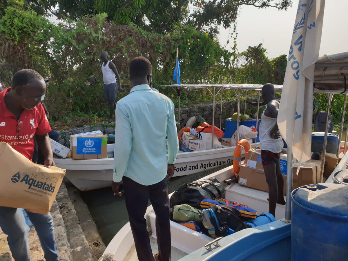 WHOSouthSudan's tweet photo. .@WHOSouthSudan is working with partners to ensure access to healthcare services in hard-to-reach areas of 🇸🇸, we have delivered essential medicines &amp; medical supplies to Koyom, a hard-to-reach Island in Duk, Jonglei, where our partner #SMC is conducting medical outreaches @CBPFs https://t.co/OFDkq6gQl6