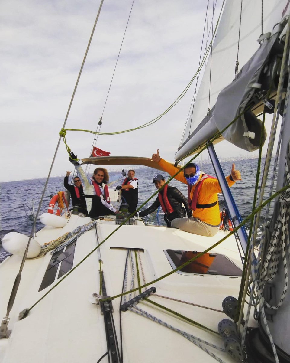KechiYachting's tweet photo. Denizde olmak harika💙 İyi haftalar⛵️⛵️⛵️ https://t.co/4TzirjkGCw