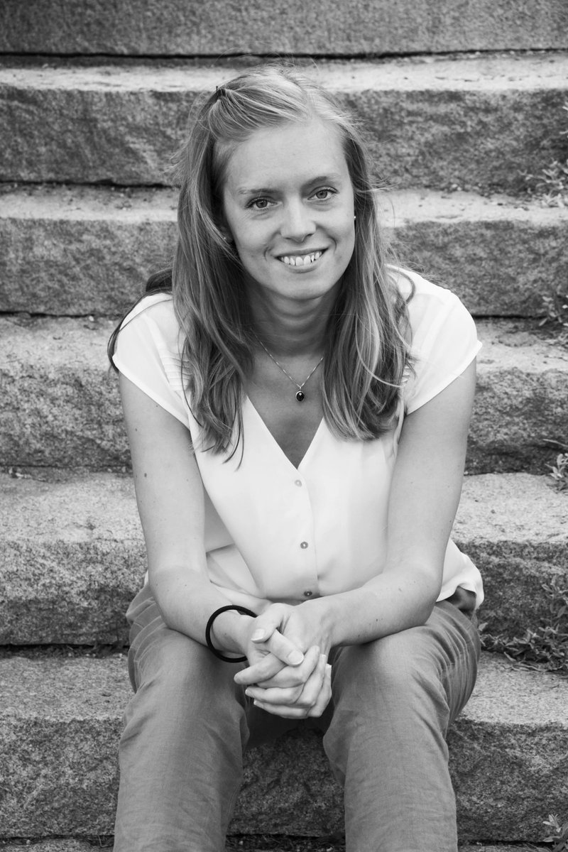 Den 18/12 kl. 11-13 signerar Frida Herrgård sin bok Längden av ett ögonblick på Akademibokhandeln, Kvarteret Igor i Västerås. Kom förbi och säg hej!

#fridaherrgård #längdenavettögonblick #författare #hoiförlag