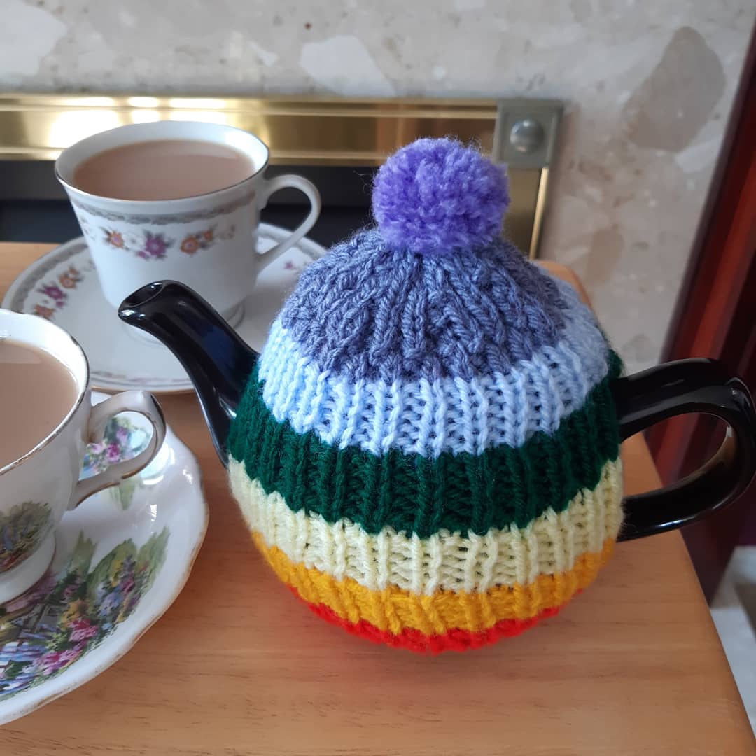 WyesideWarmers's tweet photo. One of my favourite cosies off to a new home later today, its such a buzz when someone else loves and appreciates what you've made - all part of the shopping #handmade #SmallBusiness #KerchingMoment #EarlyBiz https://t.co/Vt0gpOnJ6e https://t.co/4W8J8lI08q