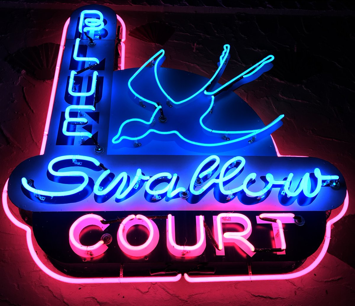 TimeTraveler911's tweet photo. One of my favorite #NEONs is that of the Blue Swallow Motel in #Tucumcari on #Route66NewMexico. 

#Route66Sign for #Route66Smiling with hosts @66Travelers and @TimeTraveler911.

@Tucumcari66 @505Nomad @NMtourism @TucumcariTonite @TucumcariNM @Route66Motels @LostAmericana https://t.co/P9oBX2gwtJ