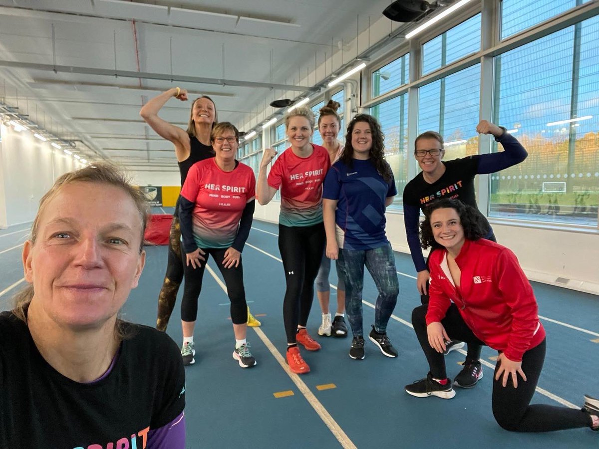 nicoledbooth's tweet photo. What an amazing weekend. After a very tough week I got to meet the most wonderful women from @herspirituk this weekend delivering @GBWeightLifting  with help from our inspirational GBAthletes Laura &amp; Kelly #weightlifting #womeninsport #strongisnotasize #getyouractiveon https://t.co/qzAJTNyrcA