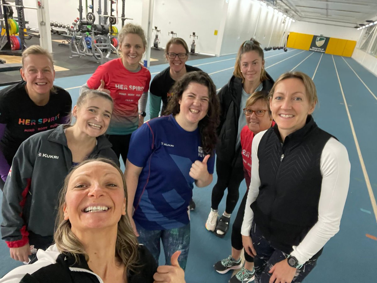 nicoledbooth's tweet photo. What an amazing weekend. After a very tough week I got to meet the most wonderful women from @herspirituk this weekend delivering @GBWeightLifting  with help from our inspirational GBAthletes Laura &amp; Kelly #weightlifting #womeninsport #strongisnotasize #getyouractiveon https://t.co/qzAJTNyrcA