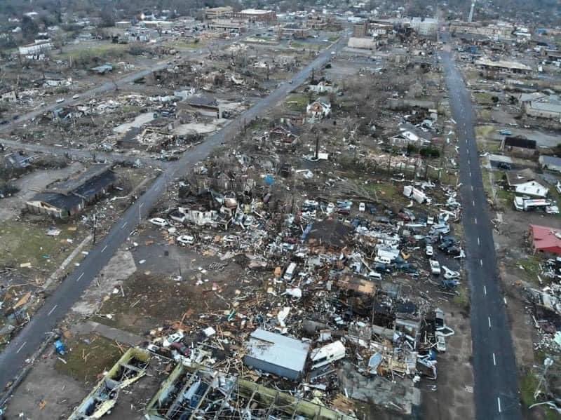 BrandonDriver14's tweet photo. This is the town I worked in Dawson springs Ky. About 15 minutes from my hometown. It is completely leveled by a #f3tornado a lot of friends and family have lost everything. But I’m so proud of the community and my family and church family for coming together to help and do what. https://t.co/pnGtJMPgNK