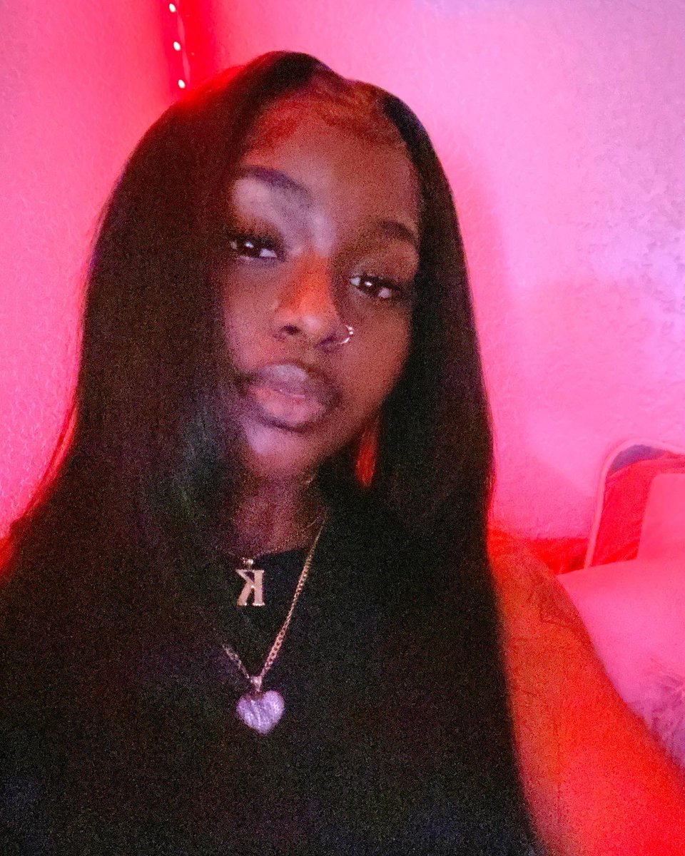 kkayda_'s tweet photo. This pic of me >>>>> https://t.co/MRfMQEOoMh