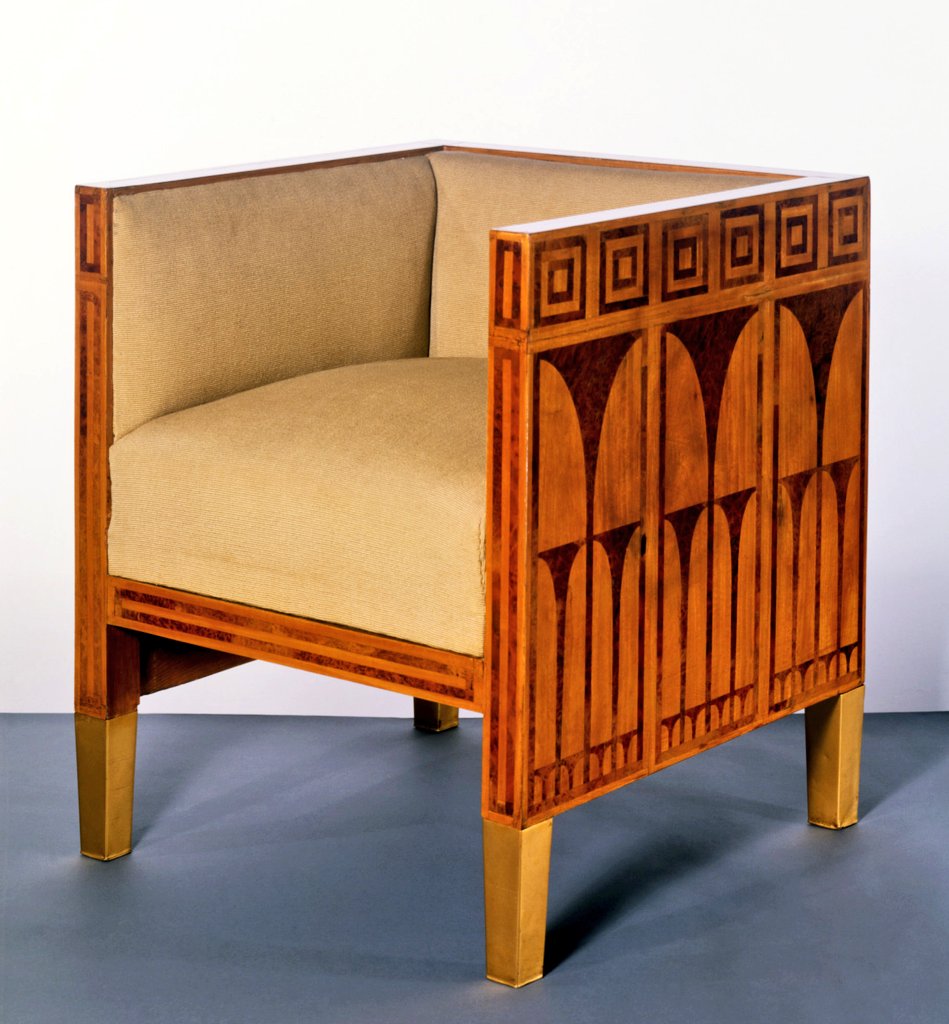 NouveauDeco's tweet photo. Secessionist desk with a 'disappearing' chair from 1903 by Koloman Moser (1868-1918), Vienna, Austria. https://t.co/T5qhQFbLGM