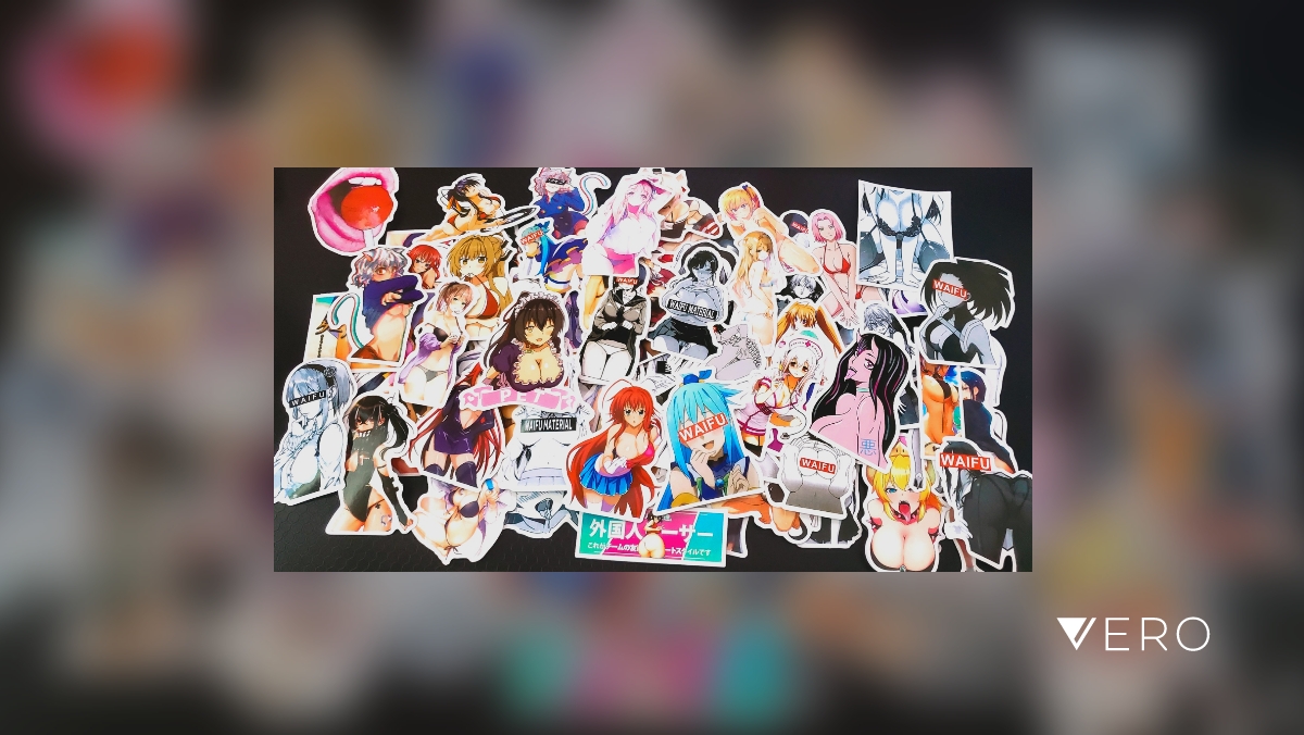 LeviathanosXD's tweet image. So many ecchi stickers, so little space! #LargeGroupOfObjects #Art #Anime #Ecchi vero.co/leviathanos/9R…