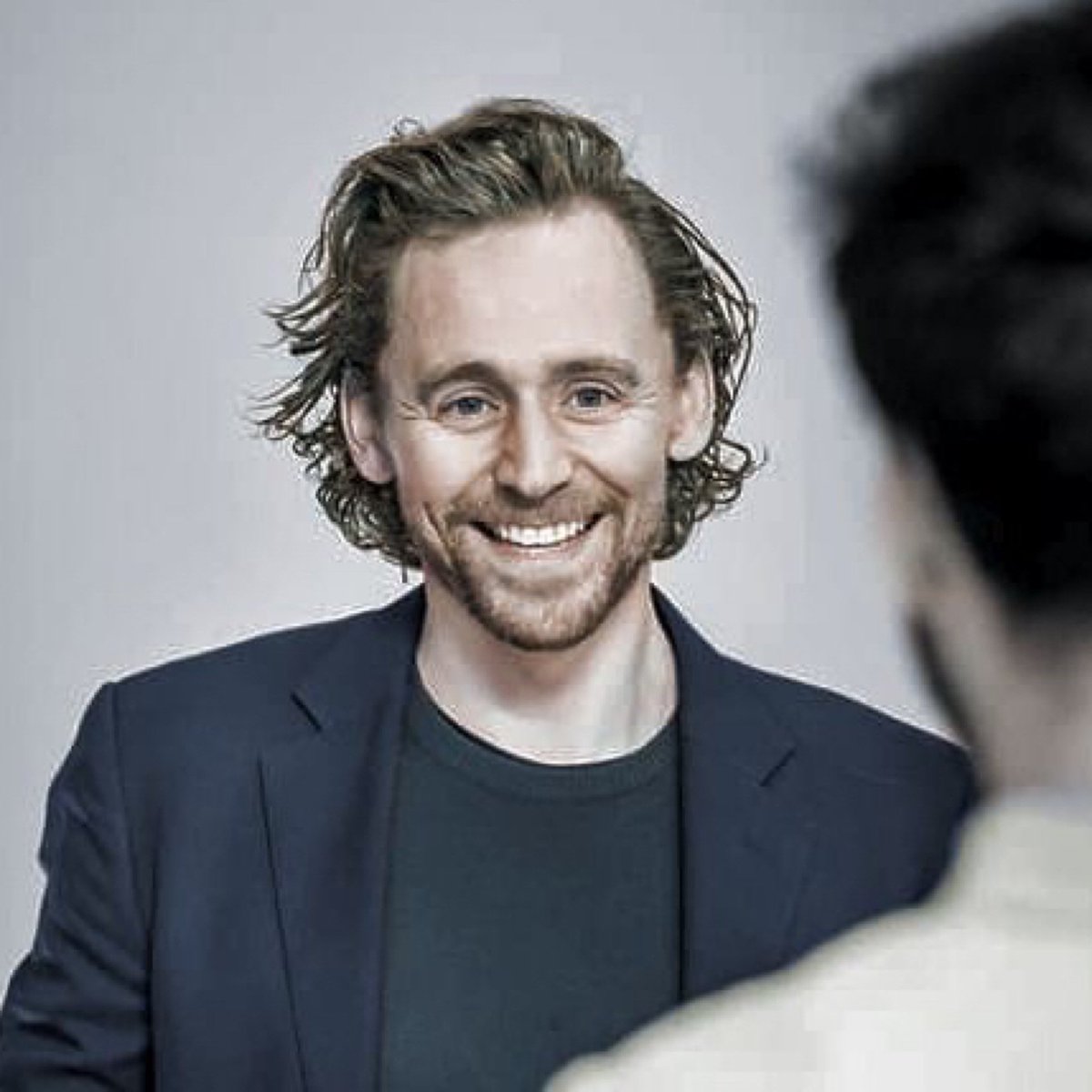 corbaz_beatrice's tweet photo. Wonderful week at all
May your home be a haven of peace
May your heart always be open and warm
May your eyes reflect your beautiful soul
May your smile be only kindness
#TomHiddleston
#HiddlesThoughts
#HiddlesInspiration https://t.co/E7X2NK1L1w