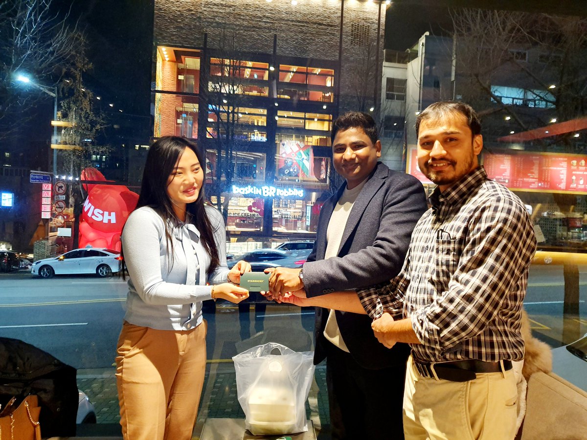KootaKorea's tweet photo. ನವೆಂಬರ್ 28, 2021 ರಂದು ಕೊರಿಯಾ ಕನ್ನಡ ಕೂಟ ರಾಜ್ಯೋತ್ಸವದಲ್ಲಿ  ಭಾಗವಹಿಸಿದ್ದಕ್ಕಾಗಿ ದಕ್ಷಿಣ ಕೊರಿಯಾದ ಜಿವೋನ್ ಅವರಿಗೆ ಧನ್ಯವಾದಗಳು. @KishorDS3 @Namm_Radio @avanihavaldar https://t.co/frrN5mNzJT