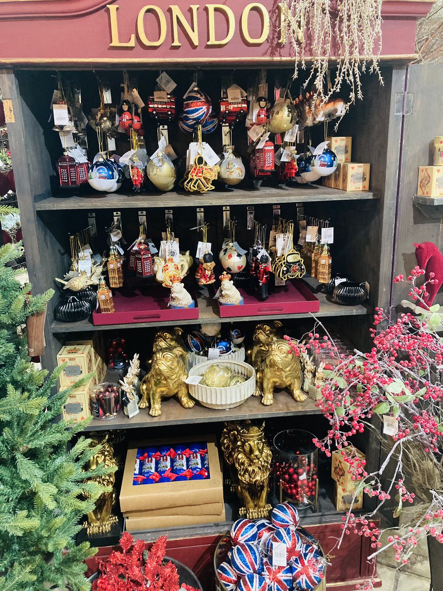 backpackmum1's tweet photo. Christmas has hit ❤️🎄 https://t.co/SMJJXayIW9