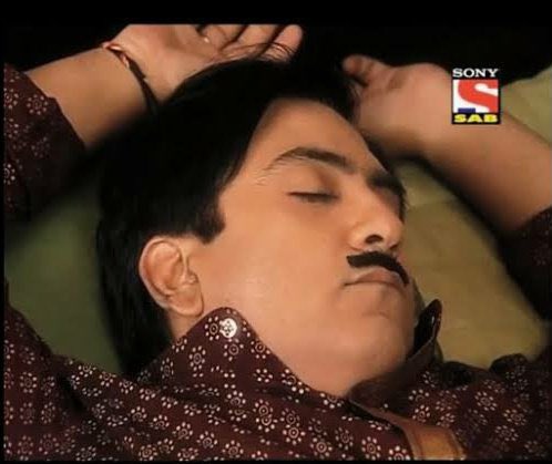 meme_union's tweet photo. Me at night :             Me during the day: https://t.co/8J76YxUfmv