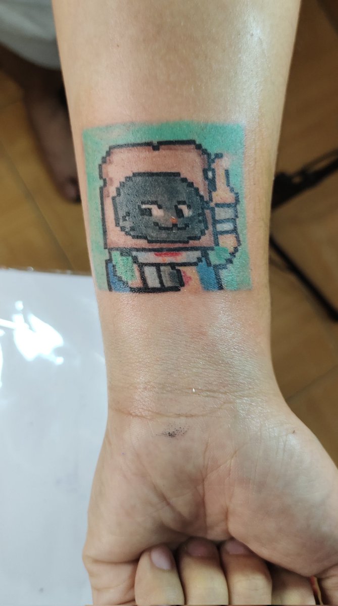 cooper_solana's tweet photo. Got my first ever tattoo, and it's my @luckykittensnft PFP. We're going to the moon!
#bullish #PhilippinesRepresent https://t.co/UkNJhi8IJQ