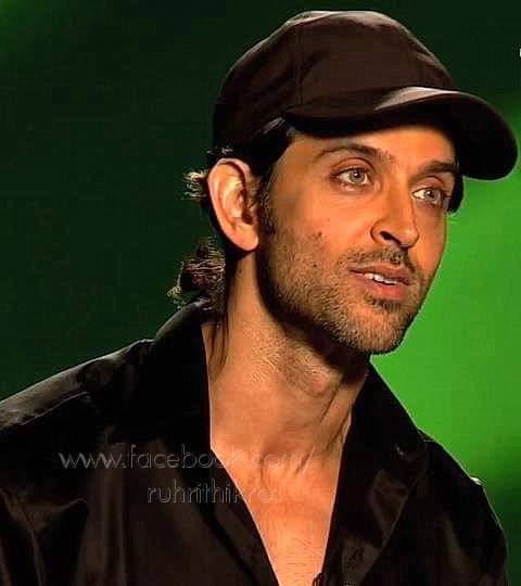 MaggiePol2's tweet photo. As we're talkin' again abt AGNEEPATH.. coz @AyanHRX BDay
Look at..
👇 
Sweet #Throwback📸
#AgneepathExclusiveInterview🔥
#UTVStars 

#HrithikRoshan💕✨✨ https://t.co/nJYZJO2jy9