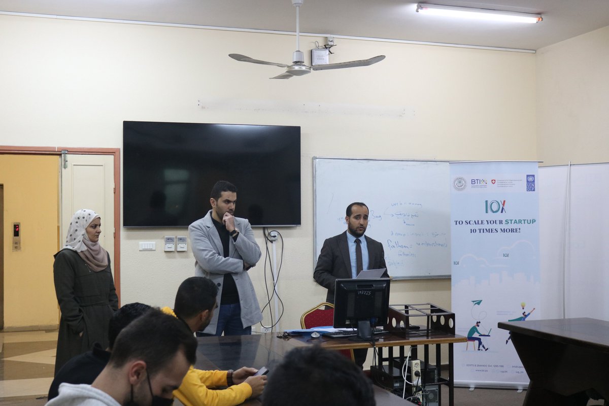 IUG_BTI's tweet photo. مقتطفات من توقيع عقود الاحتضان لمجموعة مميزة من أصحاب الأفكار الإبداعية والمشاريع الريادية التي تم احتضانها مؤخراً ضمن مشروع 10X 🤩

مشروع 10X تنفذه حاضنة الأعمال والتكنولوجيا BTI بتمويل من الوكالة السويسرية للتنمية والتعاون SDC وبإشراف @UNDPPalestinian 
#SDC #BTI #CSCED #10X https://t.co/XkppjSZfaG
