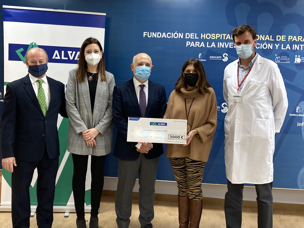 acex_asociacion's tweet photo. Nuestra asociada @alvac ha donado el XVI Premio Nacional ACEX al Hospital Nacional de Parapléjicos @HNParaplejicos, para su investigación en células madre. ¡Enhorabuena por esta estupenda iniciativa! #XVIPremioACEX #responsabilidadsocial #compromiso #investigación #HNParaplejicos https://t.co/5NcvLs8FXt