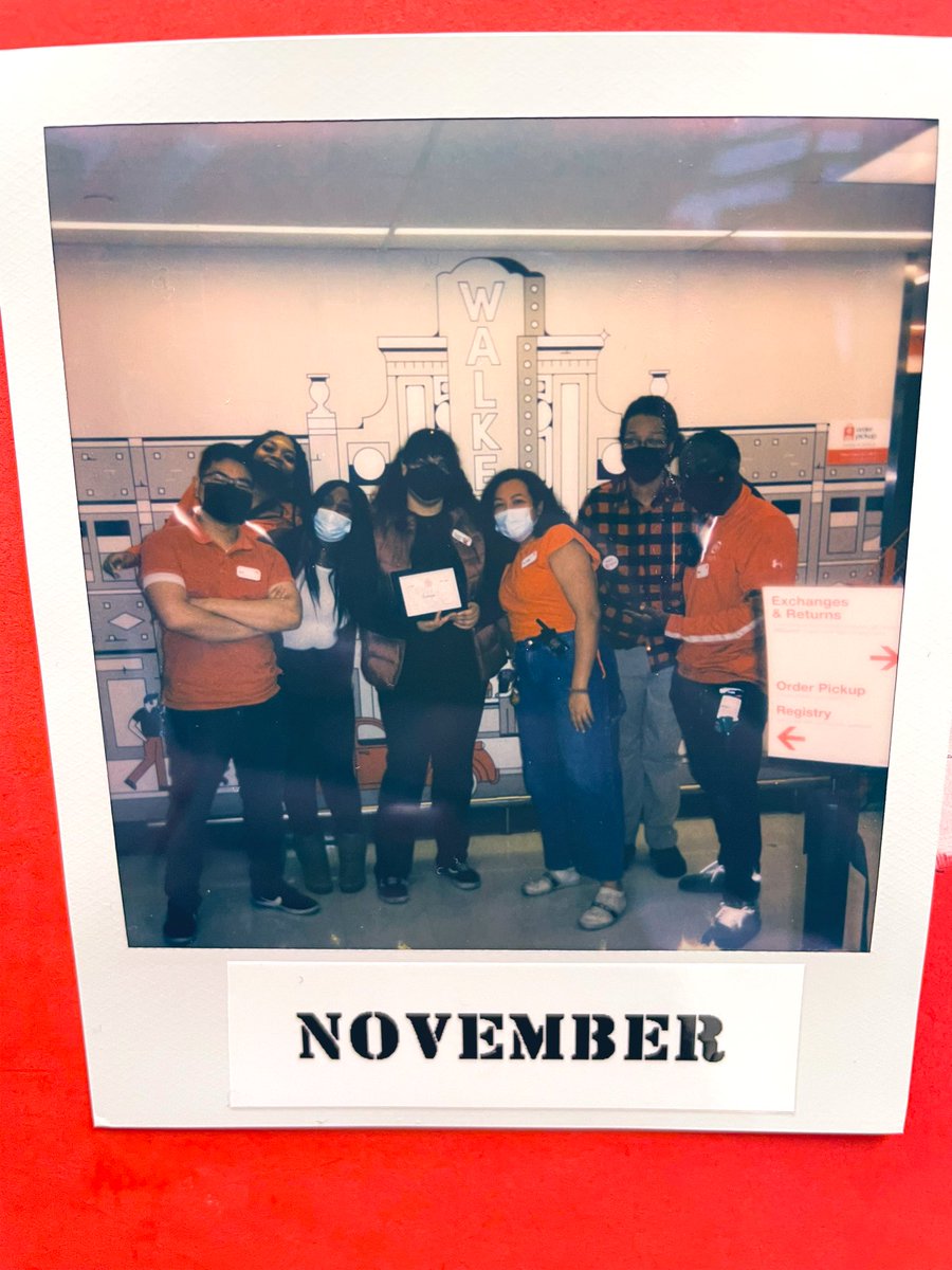 LeslieTGT's tweet photo. Our #November You Make Target Award goes to… our Backroom TM Rosalyna! Keeping us going through Q4 every day! 🤩 #YouMakeTarget #T3276 #Target https://t.co/yhE9Cn7DBn