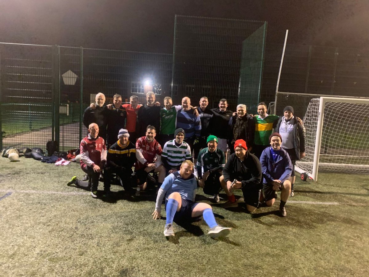 Great game on Friday night <a href="/NBS_Herts/">Nicholas Breakspear</a> and great craic had at our Christmas drink after @IrishClubStAlbn A great turnout. Hurling this week and then a break for a couple of weeks. All welcome