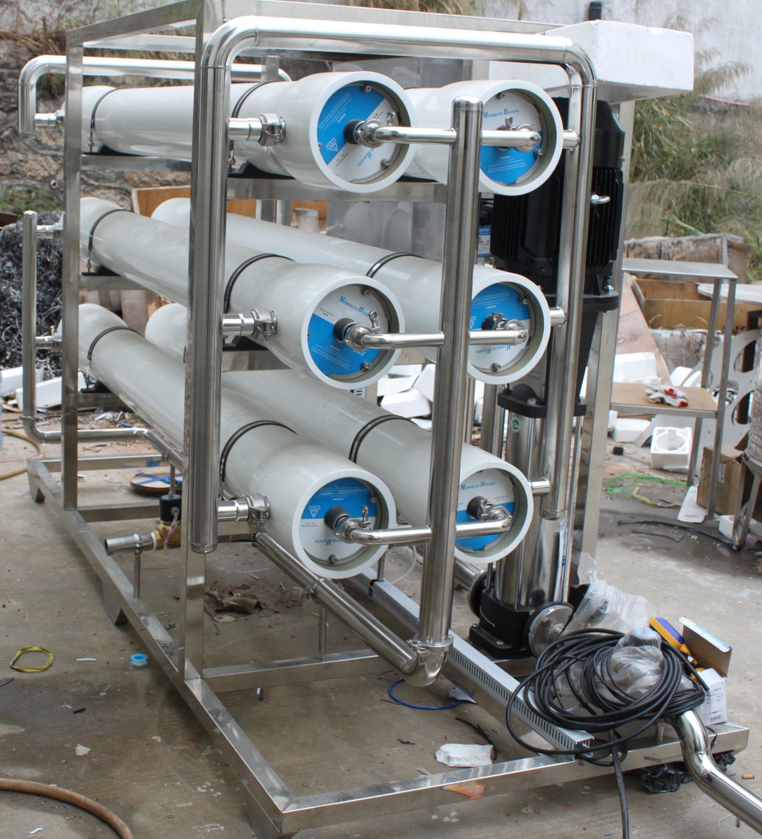 aqua_bottling's tweet photo. 12Tons/Hour #waterfilter with #filmtec #reverseosmosis membranes.its usage is to #filtration tap water/city water into #drinkingwater for #bottling,#filling! https://t.co/fRfSwA392s