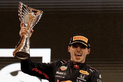 mid_day's tweet photo. #F1 quiz: How well do you know #Formula2021 #champion #MaxVerstappen?
Take the #MiddayQuiz to know more
https://t.co/qBInQtArou
#F1Finale #F1TitleChampionship https://t.co/fq2nORZuLX