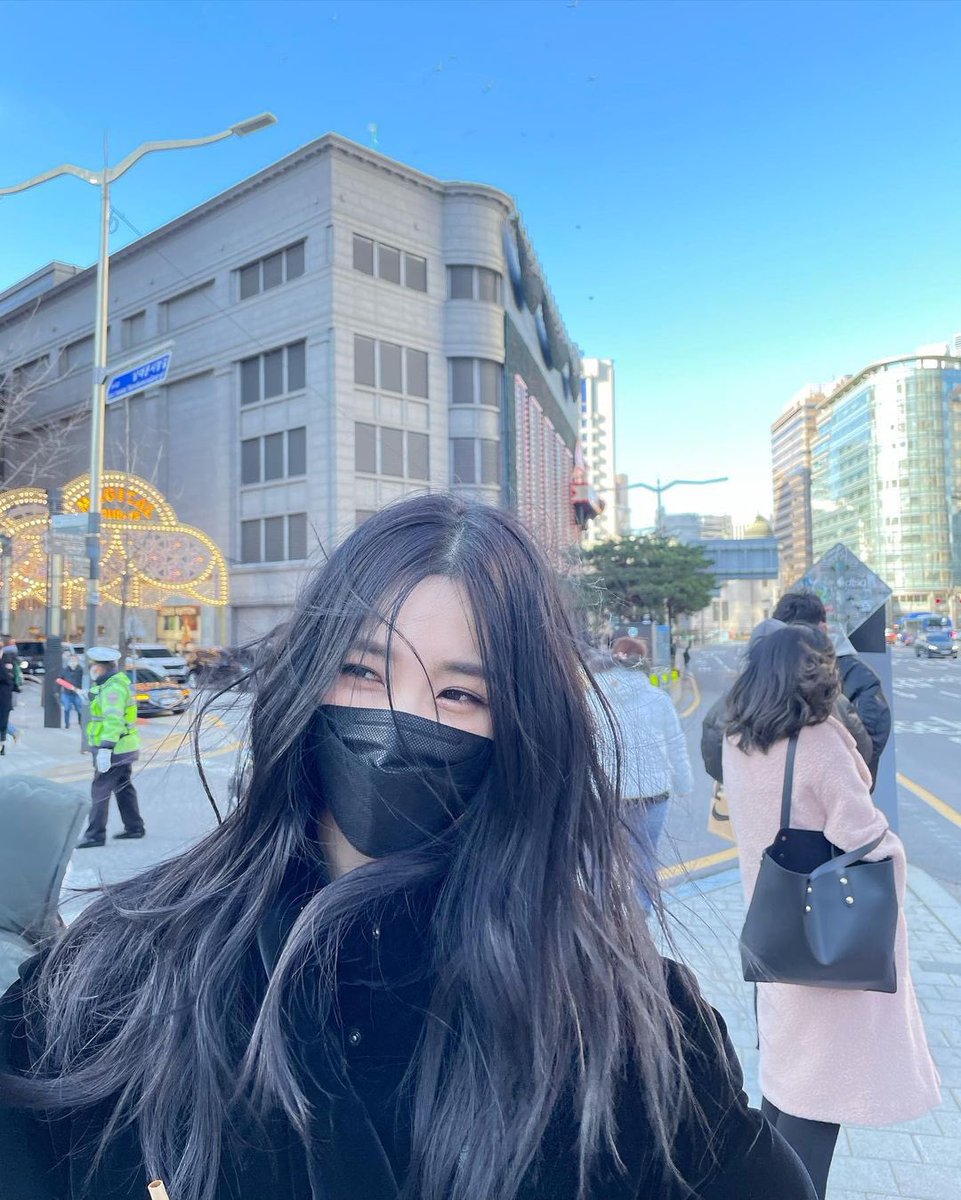 รูปฟานี่ในไอจีล่าสุดคือสวยทะลุแมสก์ออกมาเลยอะ