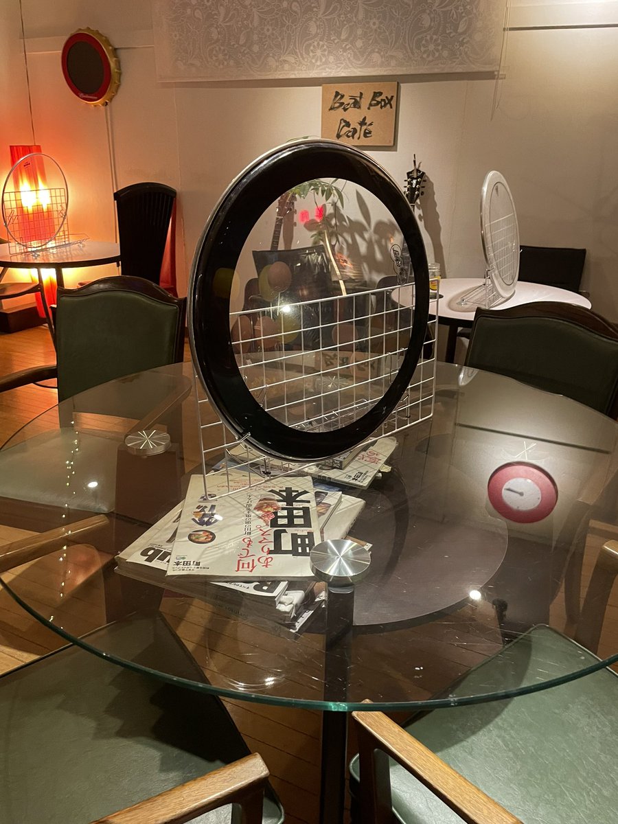 Kanokotics's tweet photo. ひさーしぶにあの場所に行ったら、めちゃくちゃかっこいい、飛沫防止シールドがありました！
かっこいいー✨
 #BeatBoxCafe
 #ドラムヘッド https://t.co/8zPK1LeMlc
