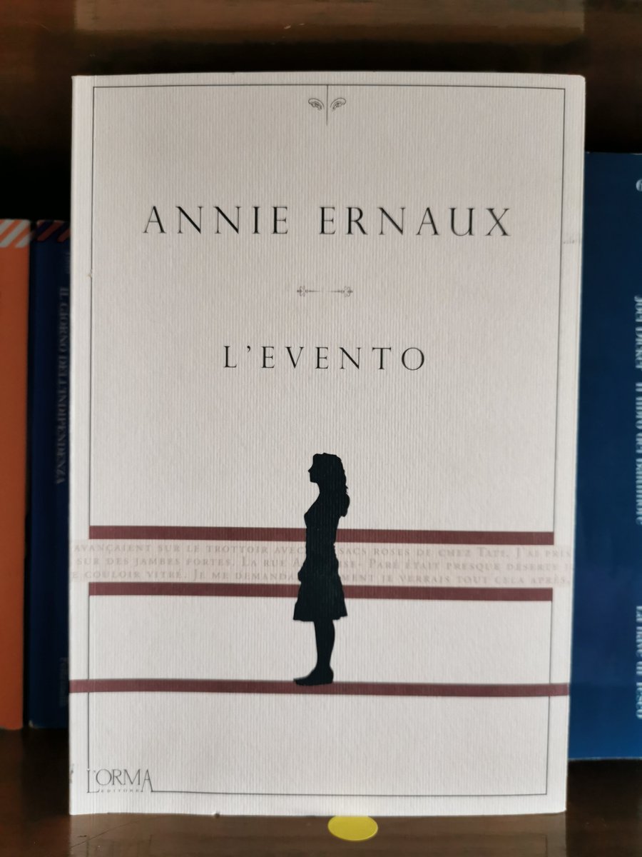 pavlov_813's tweet photo. Ho bisogno di uno stile asciutto e conciso per fare una pausa dal supertomo prolisso che è in lettura al momento #Levenement #AnnieErnaux #LEvento https://t.co/EztjV8O2iH